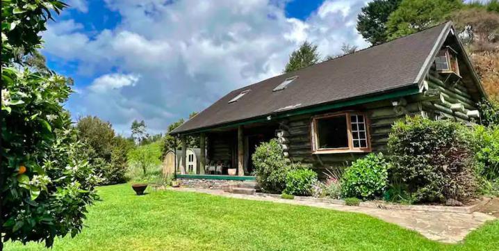 Coromandel Secluded Log Cabin Retreat Hikuai Eksteriør bilde